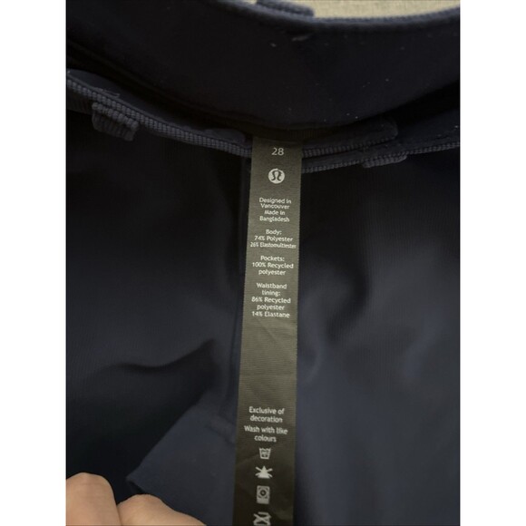 Lululemon ABC Classic Warpstreme Pants - Men's Size 28‎ - Navy Blue textured - Picture 12 of 12